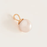 THE PEARL PENDANT