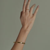 THE MINIMAL GOLD BAND